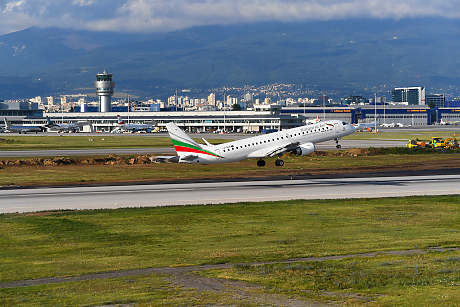 МВнР: Първите полети за евакуация на българи от Близкия изток започват утре