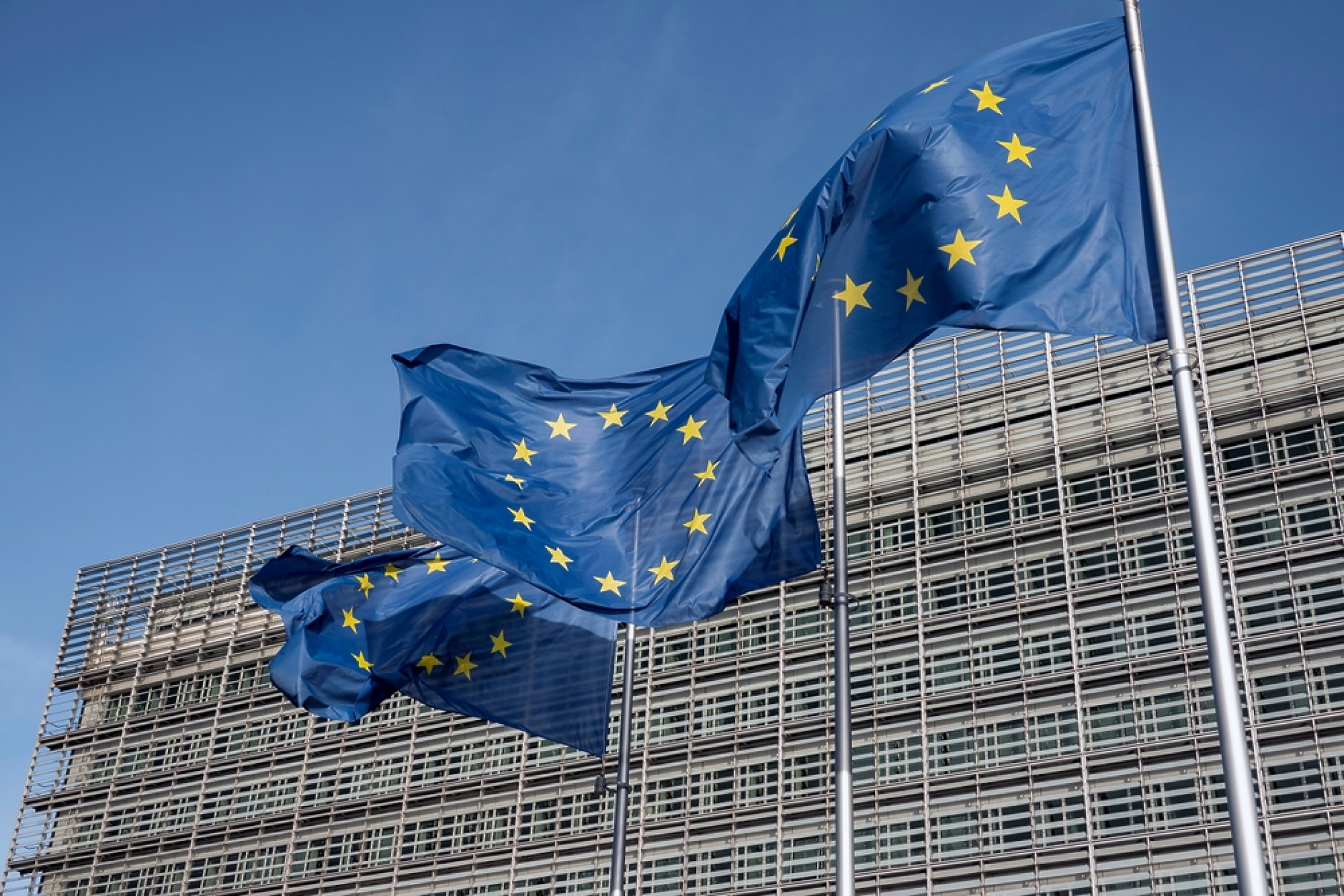 Брюксел: Договорените мита със САЩ не подлежат на преразглеждане