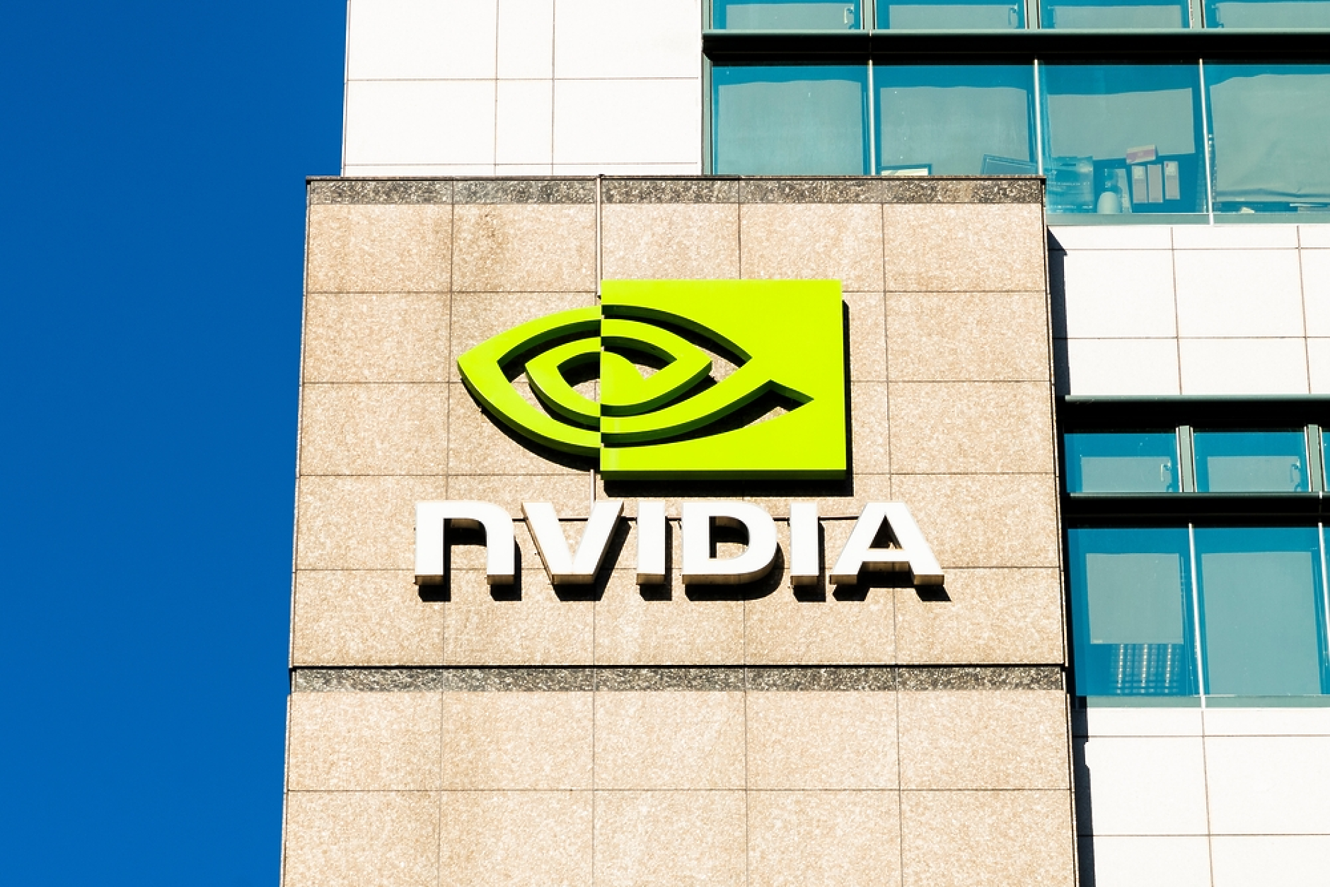 Meta ще похарчи милиарди за чипове на Nvidia в нова дългосрочна сделка