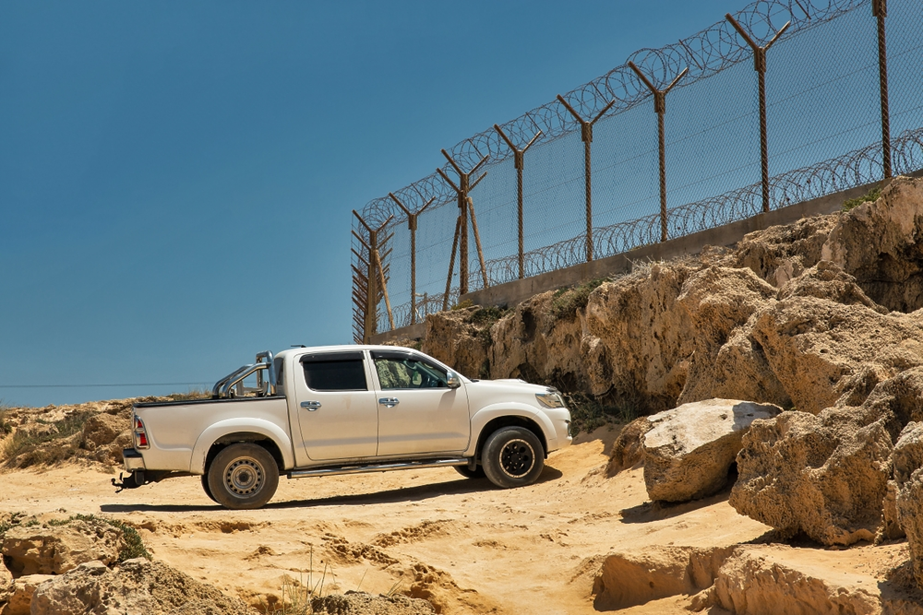 Удар с дрон причини незначителни щети на британска военновъздушна база в Кипър