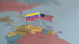 Стачка блокира обществения транспорт в големи градове на Франция