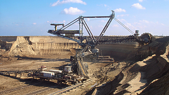 Бизнес перспективи: Правителствата се запасяват с критични минерали с настъпването на ерата на „ресурсния национализъм“