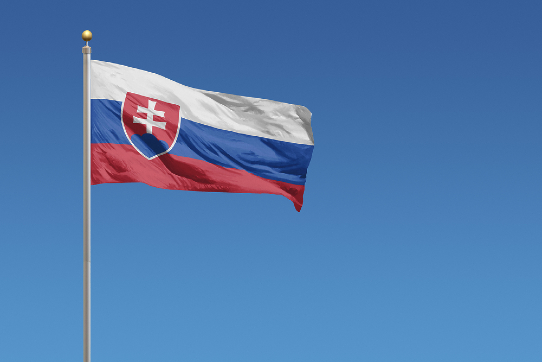 Словакия планира увеличаване на руския газ преди ограниченията на ЕС