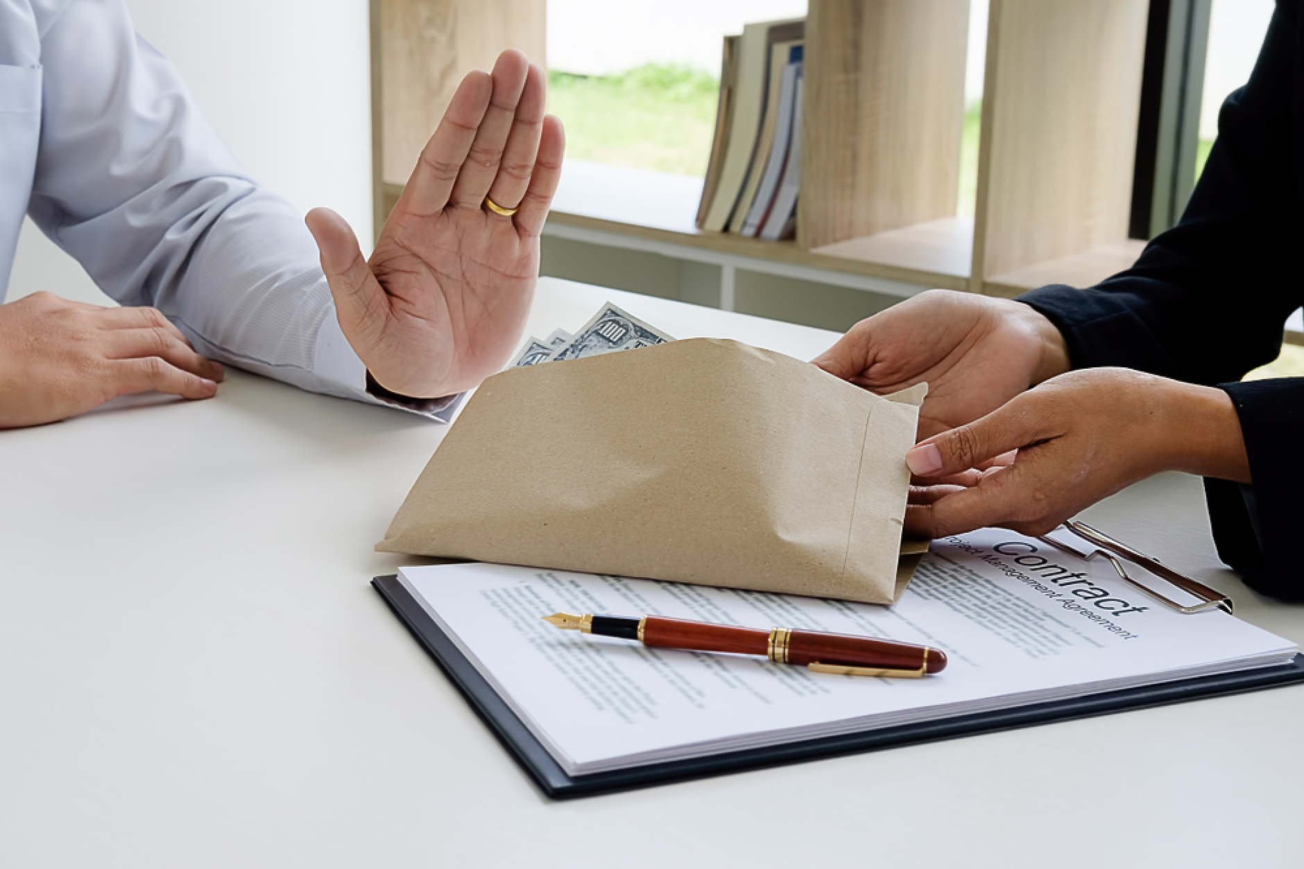 В земеделското министерство ще има спецекип за сигнали за кражби, рекет и корупция