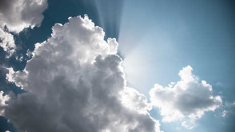 Времето: Облачно утро, слънчев следобед