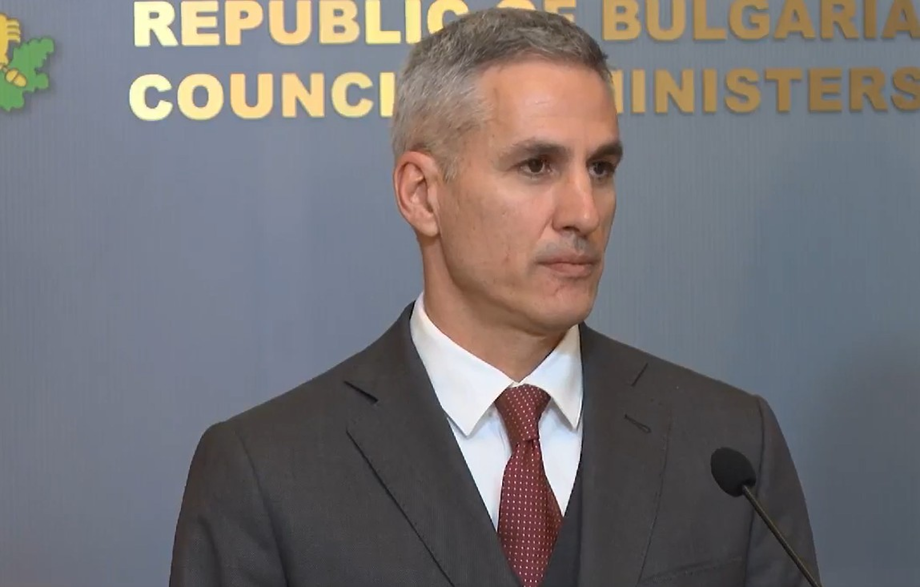 Правителството ще помогне на домакинствата и на бизнеса заради поскъпването на горивата