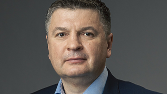Андрей Палитка поема поста на управител на JTI България Той