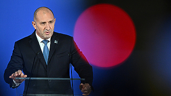 Листите: Румен Радев ще води в Бургас и София, начело са още прочути спортисти, бивши министри, генерали и експерти 