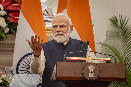 Моди: Индия има достатъчно горива, въпреки острата газова криза заради Иран