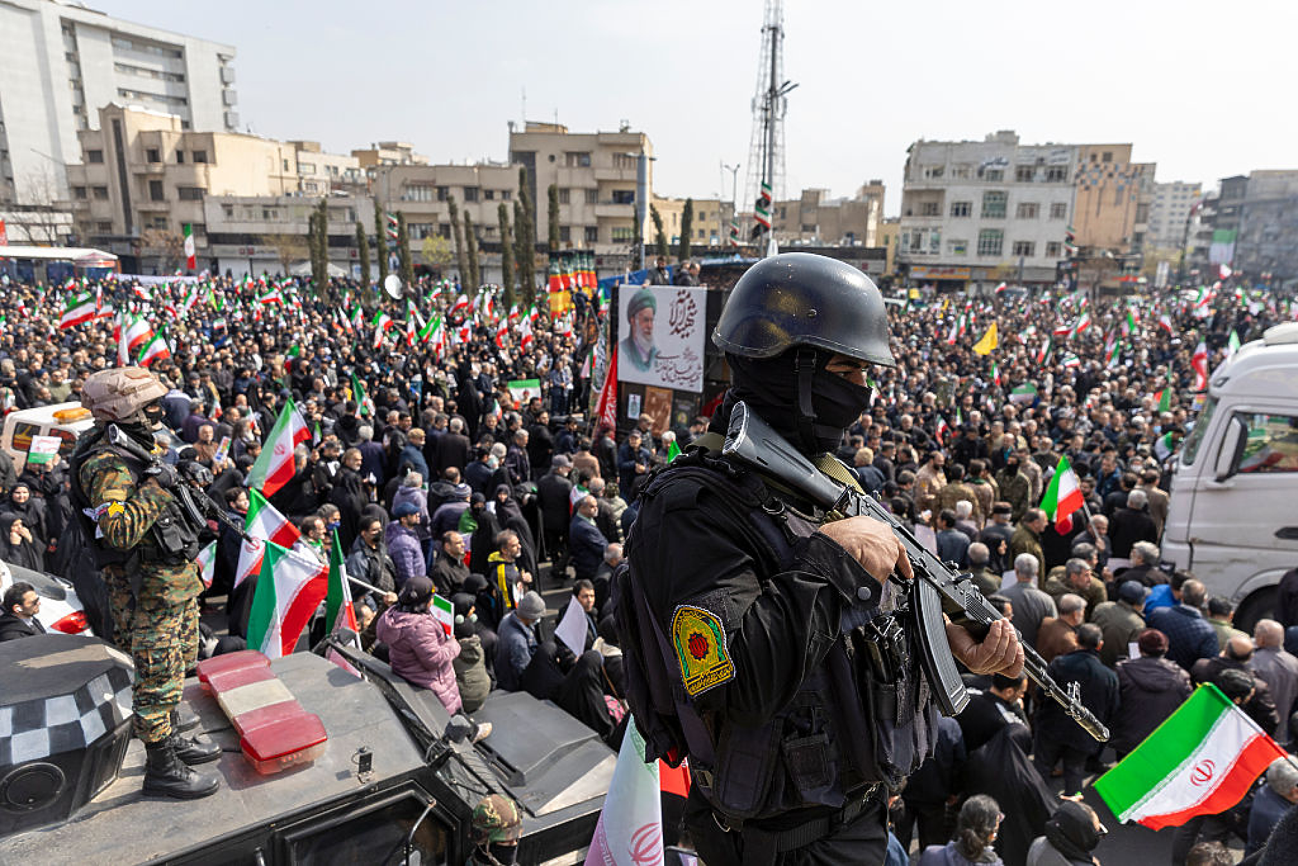 Техеран отхвърли твърденията на Тръмп, че Иран иска сделка за прекратяване на войната