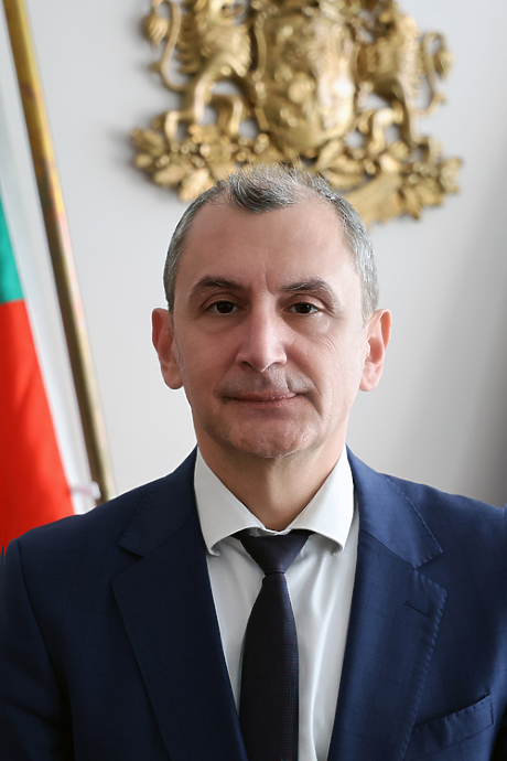 доц. д-р Михаил Околийски