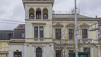 Терзиев предлага София да придобие сградата на Нотариата и централата на СДС на “Раковски”