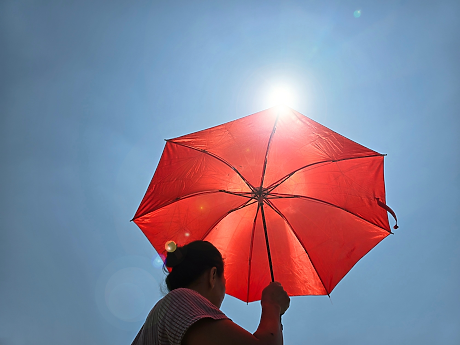 Екстремните горещини вече засягат един на всеки трима души по света, сочи проучване