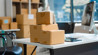 Страните членки на ЕС и ЕП се споразумяха за въвеждането на такси за обработка на малки пратки