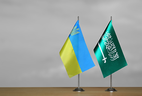 Войната с Иран тласка Рияд към сделка за сигурност с Украйна