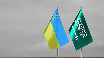 Холивудските сценаристи прекратяват стачката си