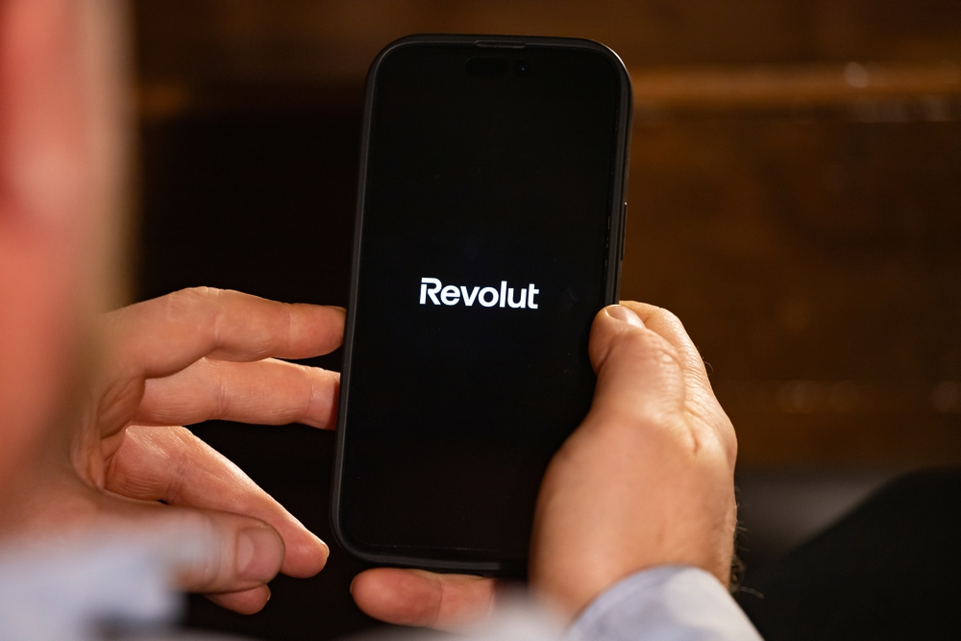 Британският финтех Revolut отчете рекордна печалба и се насочва към САЩ