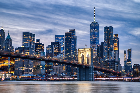 Новата икономика: „Изоставените“ небостъргачи в Ню Йорк, където ултрабогатите „паркират“ парите си