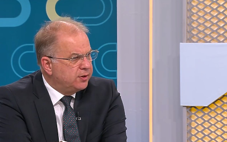 КЗК открива процедура за картел при образователните услуги