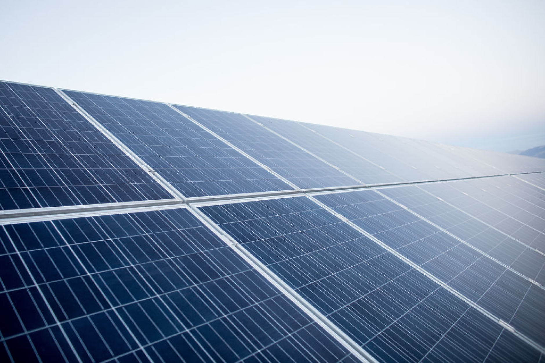 Китай обмисля ограничения върху износа на оборудване за производство на слънчева енергия за САЩ