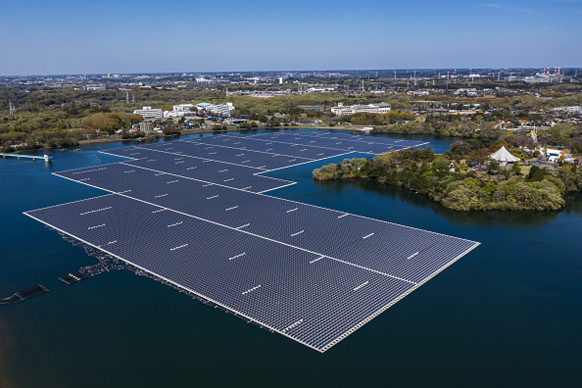 Турция изпрати на Куба плаваща електроцентрала, за да се справи с прекъсванията на тока