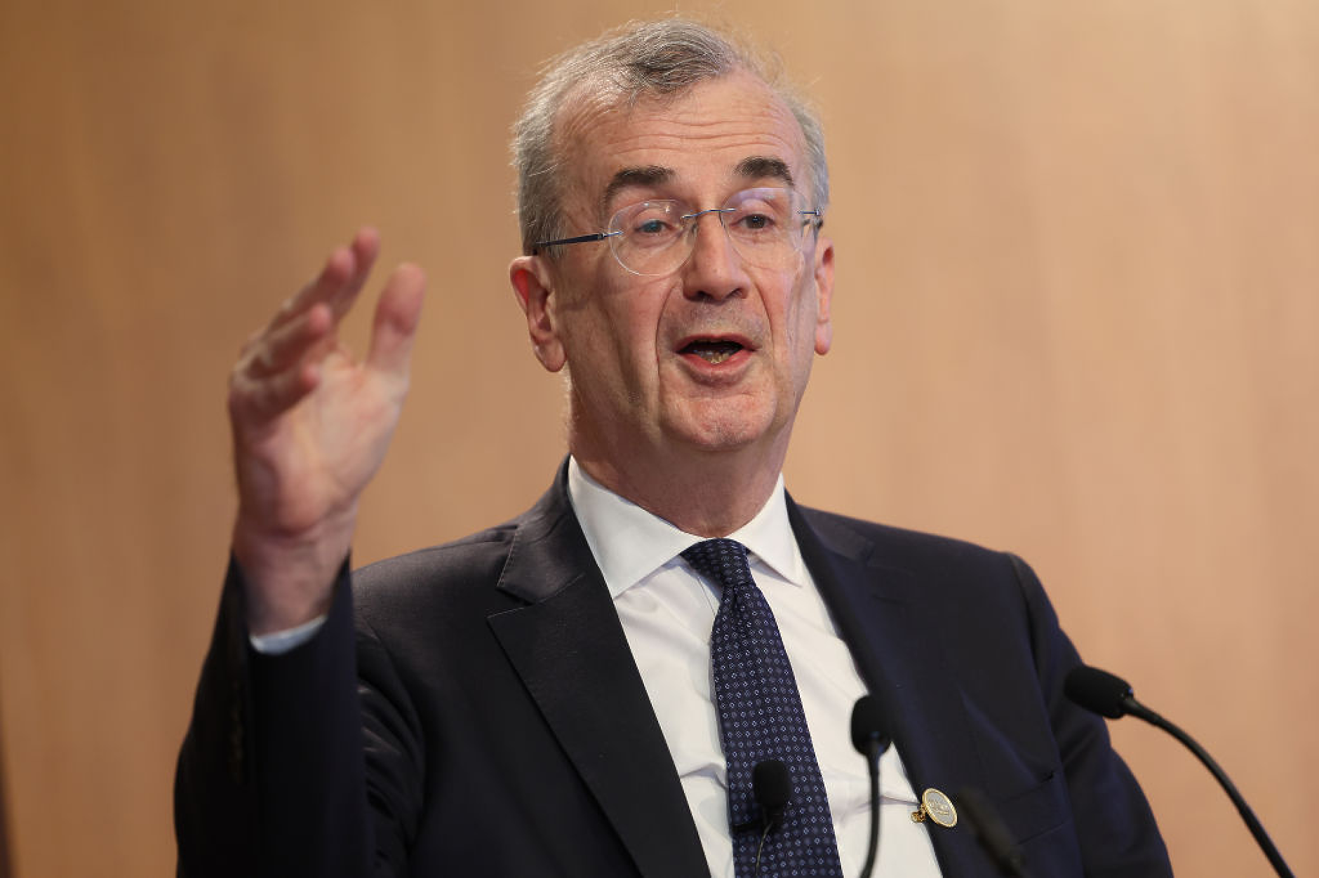 Дьо Гало, ЕЦБ: Твърде рано да се каже кога може да се повишат лихвите