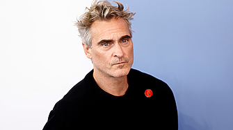 Хоакин Финикс, Джейн Фонда и други звезди на Холивуд се обявиха против сливането на Paramount и Warner Bros.