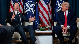 Президентът Доналд Тръмп посреща генералния секретар на НАТО Марк Рюте