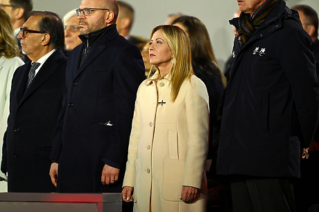 Мелони посети Катар в опит да защити енергийните доставки на страната