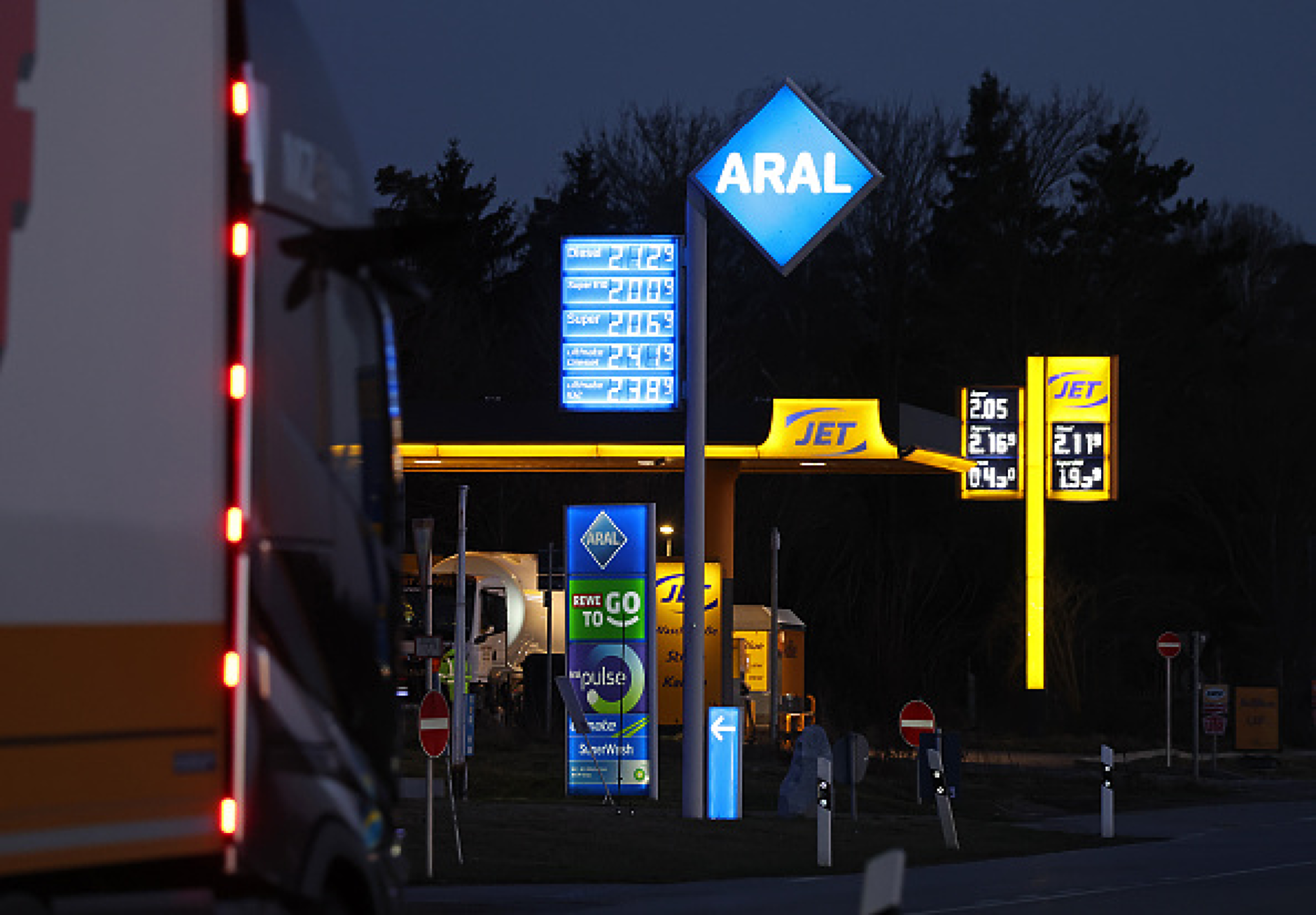 Германия свиква Съвета за национална сигурност заради ситуацията с горивата