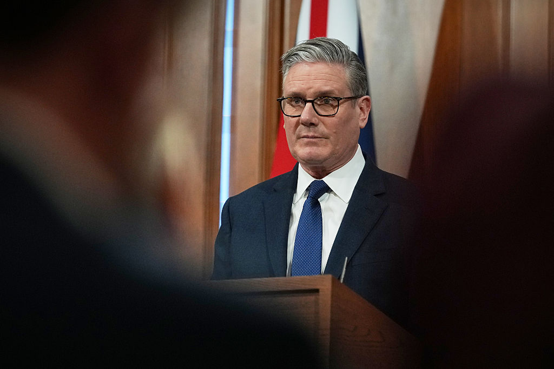 Стармър ще посети Близкия изток след споразумението за примирие между САЩ и Иран