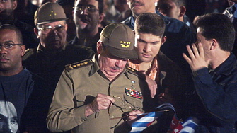 The Wall Street Journal: Внукът на бившия лидер на Куба Раул Кастро опитал да изпрати тайно писмо на Тръмп 