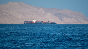 Зеленски в Истанбул за разговори по сигурността с Ердоган