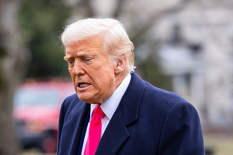 Тръмп изпраща делегация в Пакистан за нов кръг преговори с Иран