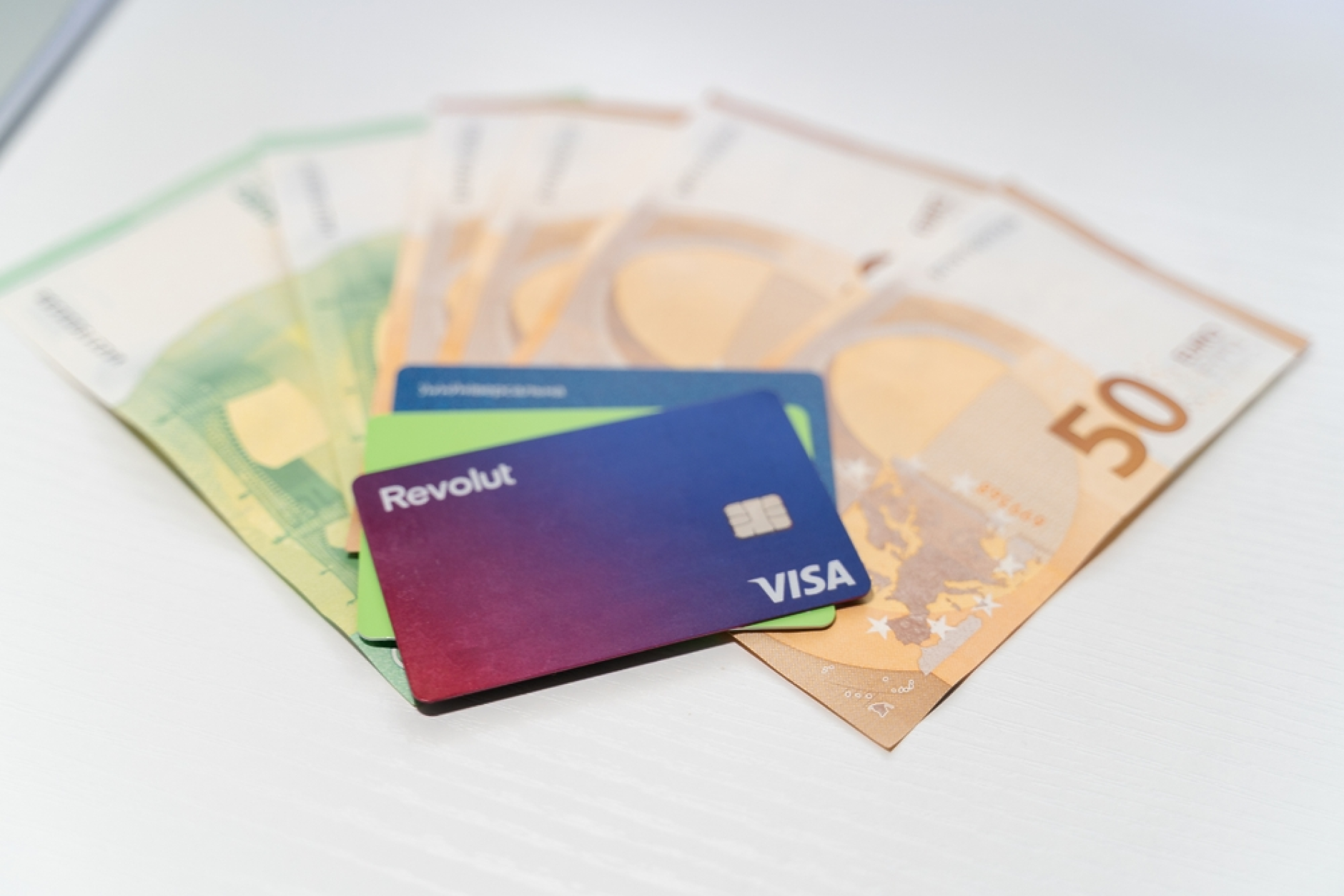 Италия глоби Revolut с над 13 милиона долара за нелоялни практики към клиенти