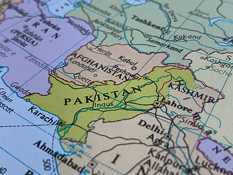 Пакистан и Афганистан започнаха мирни преговори в Китай