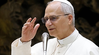 Папа Лъв призова анголците да преодолеят дълбоките си разделения