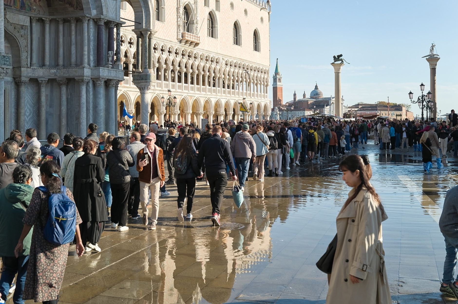 Швейцария, Австрия и Великобритания губят туристи заради конфликта в Иран