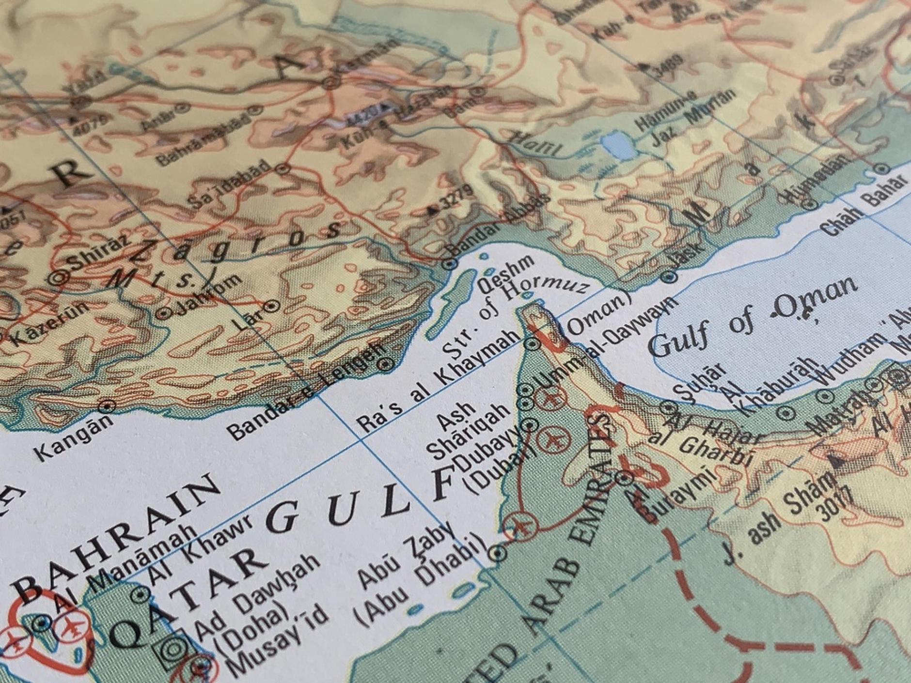 Санкционирани от САЩ супертанкери навлизат в Залива въпреки блокадата