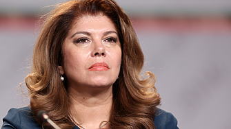 И спортният министър Радостин Василев подаде оставка