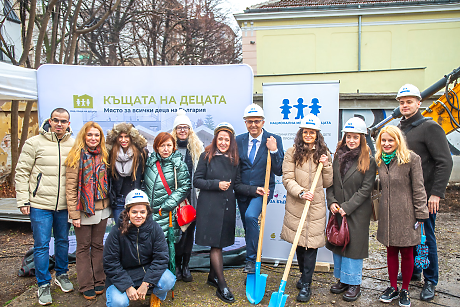 Георги Богданов: Компаниите, които създават подкрепяща среда за родителите и децата, са по-успешни