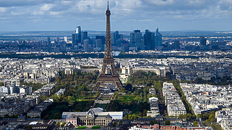 Париж настоява за спешни мерки в подкрепа на индустрията