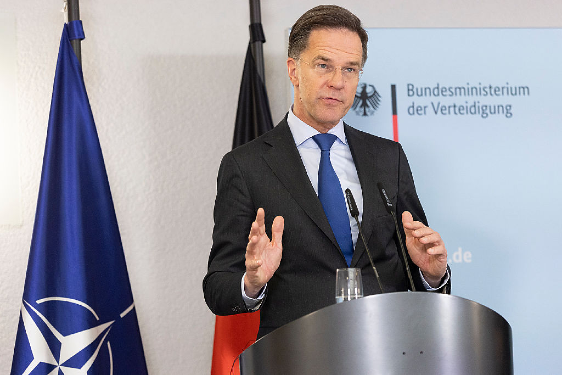 Рюте призова НАТО да ускори съвместното производство на оръжия