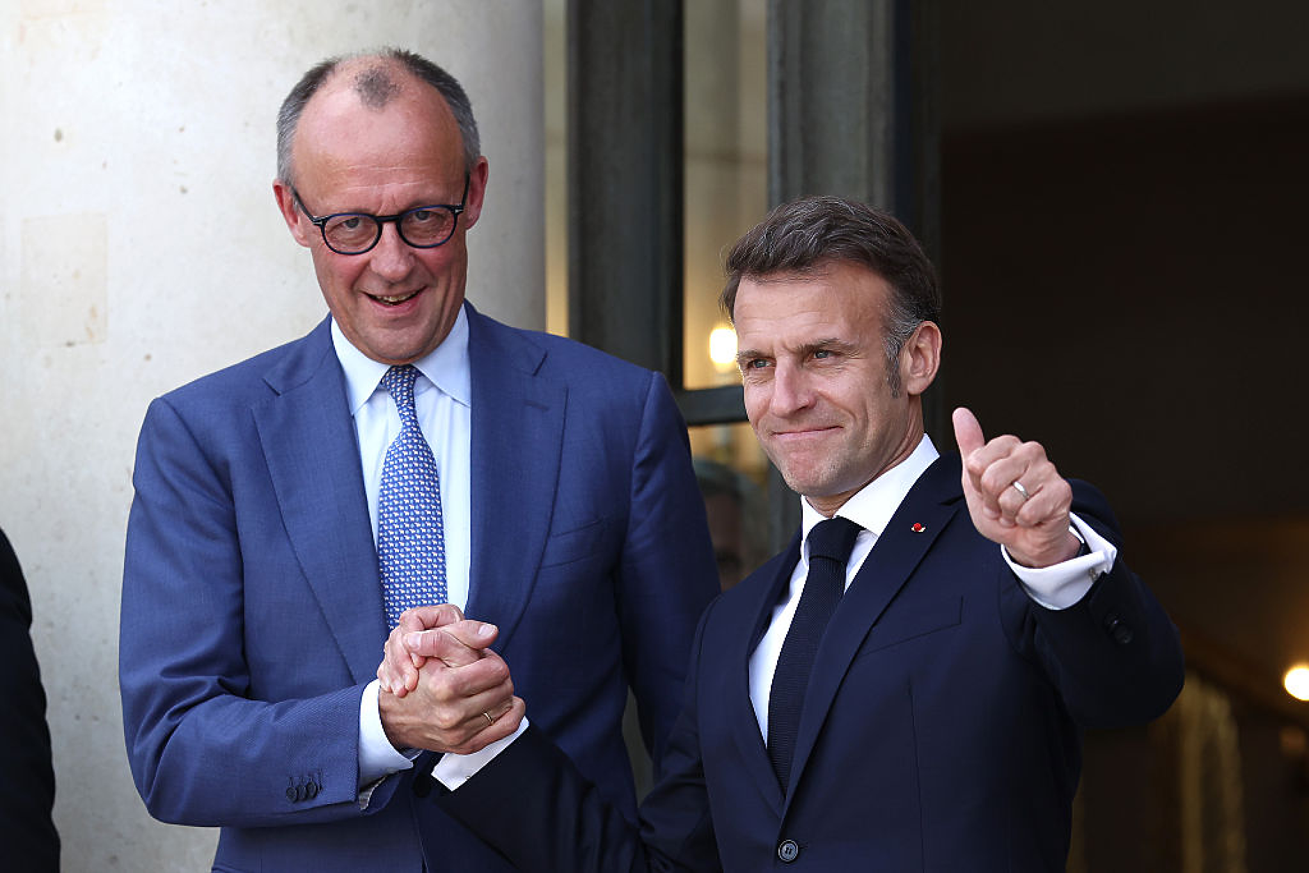 Франция и Германия си дават още време по съвместния изтребител