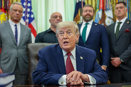 Тръмп обяви удължаване на примирието между Израел и Ливан с три седмици. Той няма да бърза със споразумението с Иран