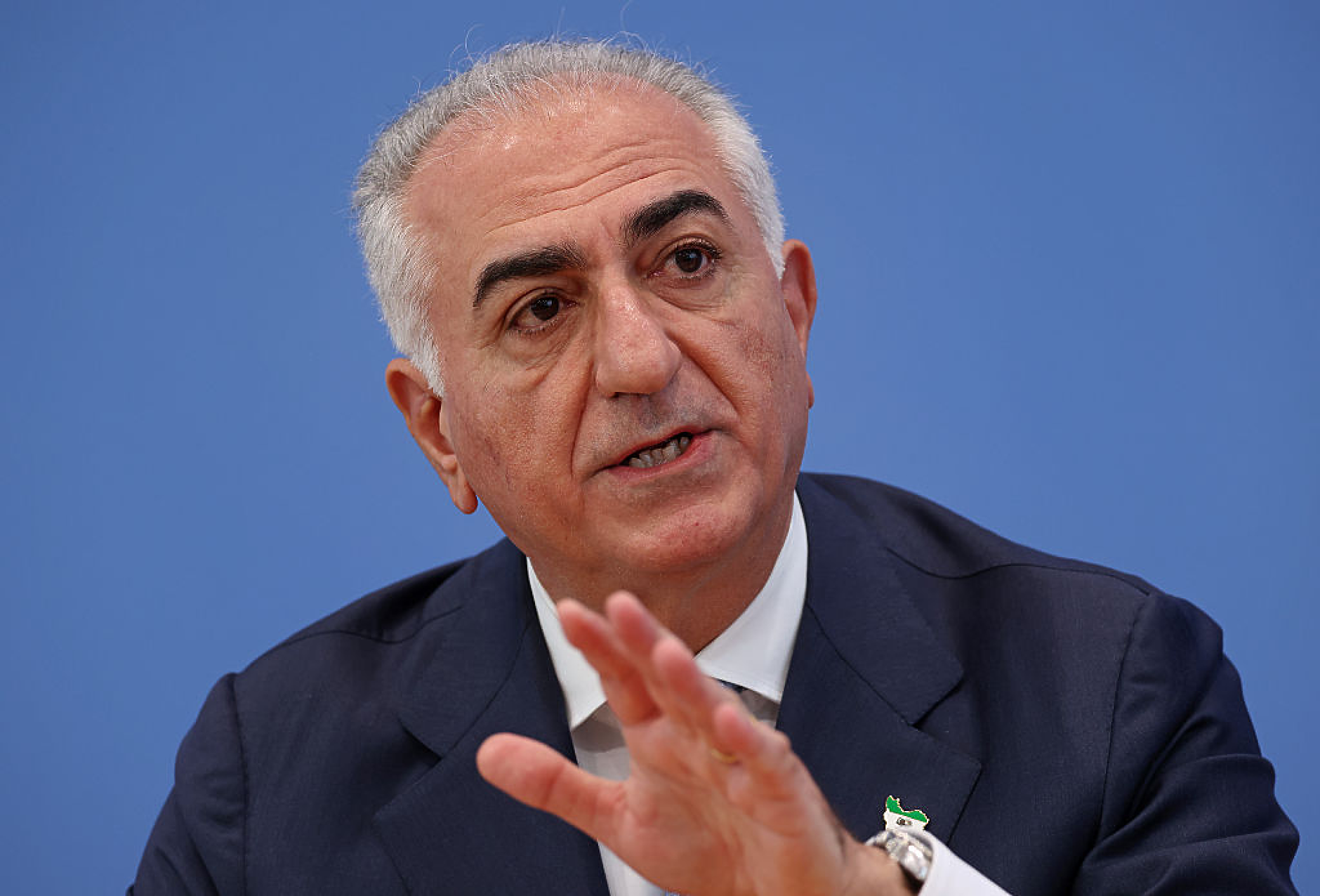 Иранският приц в изгнание призова Мерц да прекрати диалога с Техеран