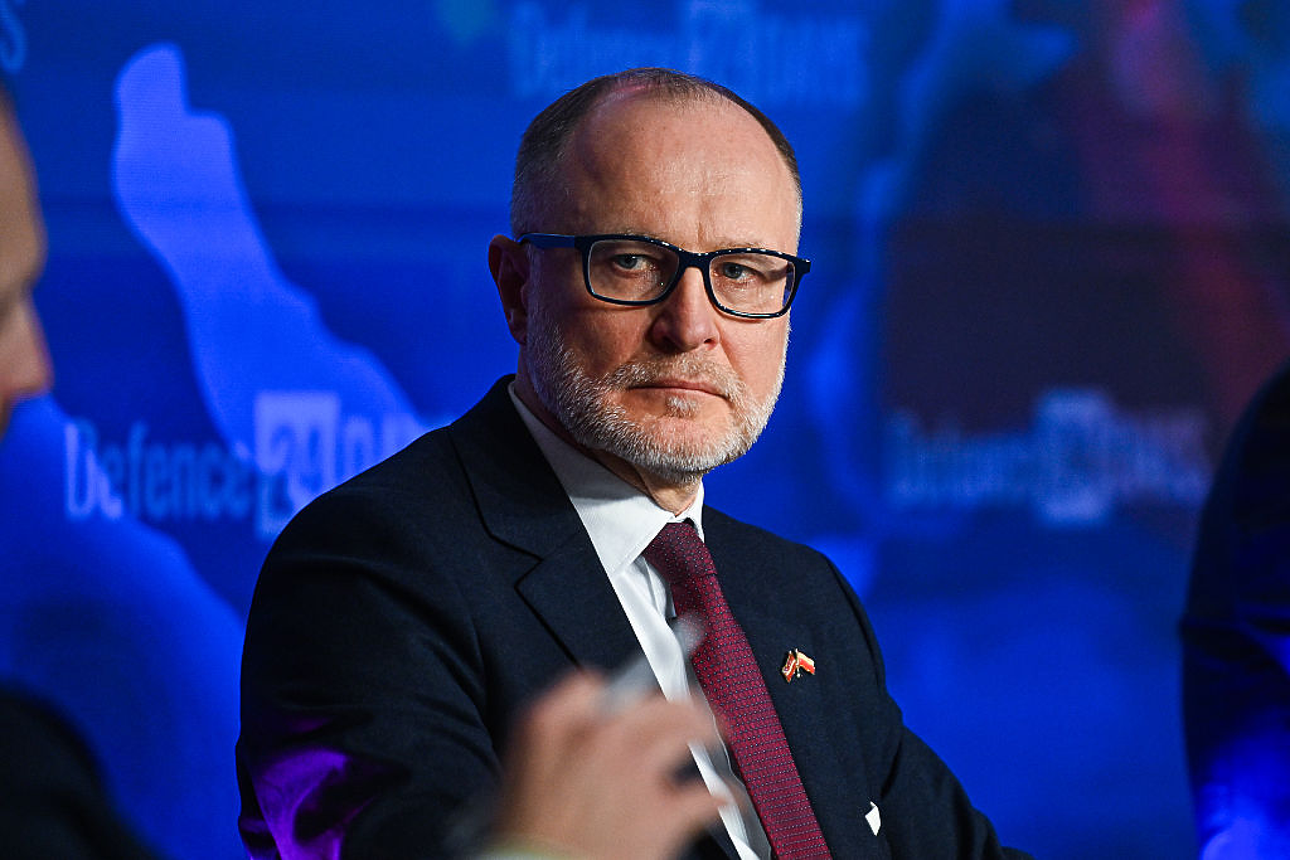 Латвийският министър на отбраната подаде оставка след инцидент с украински дронове