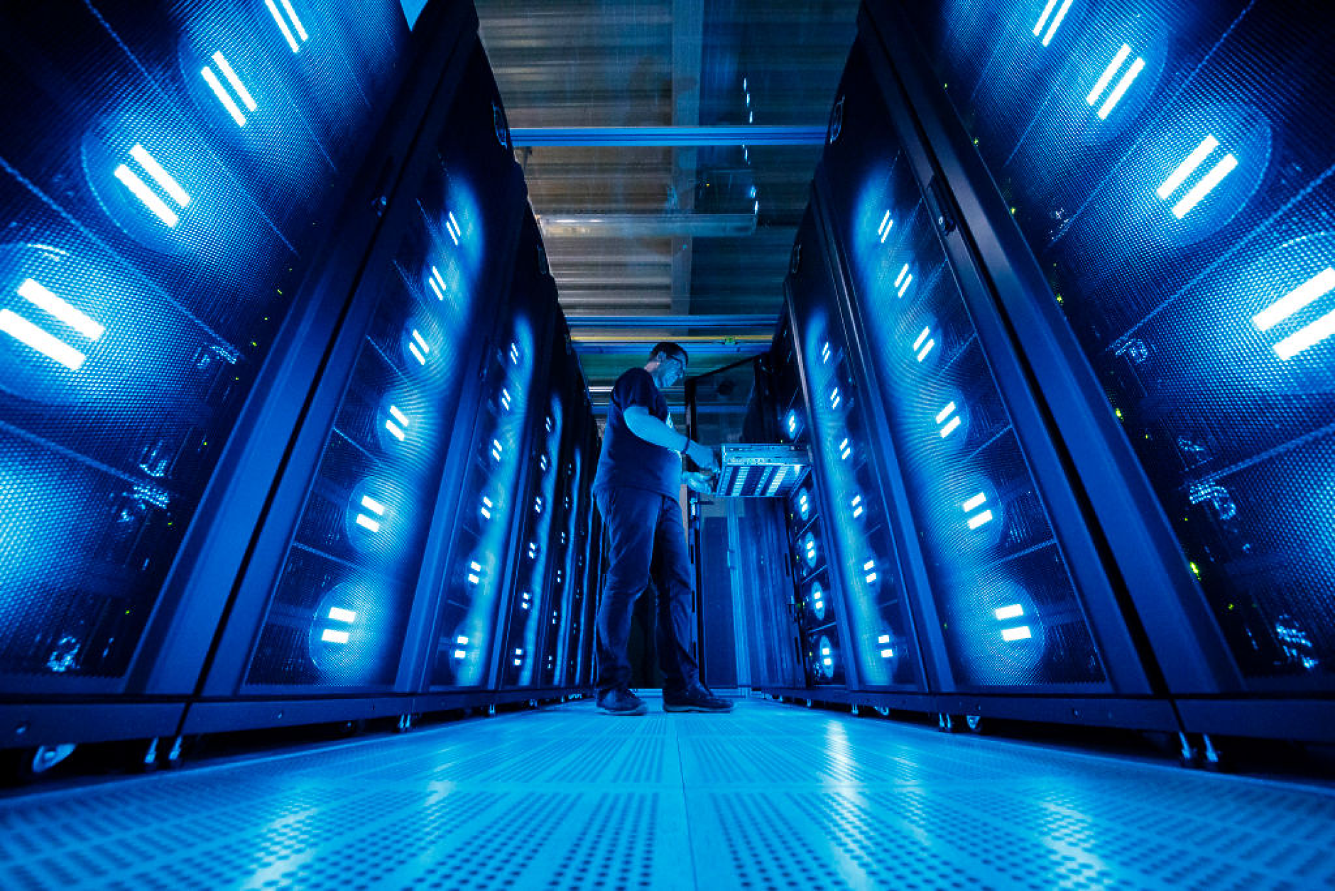 Шефът на Nokia: Европа рискува да изостане от САЩ и Китай в изграждането на AI центрове за данни