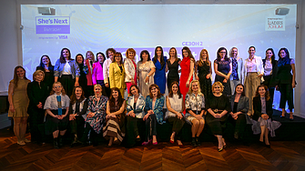 Visa обяви трите победителки във втория сезон на програмата „She’s Next“ в България