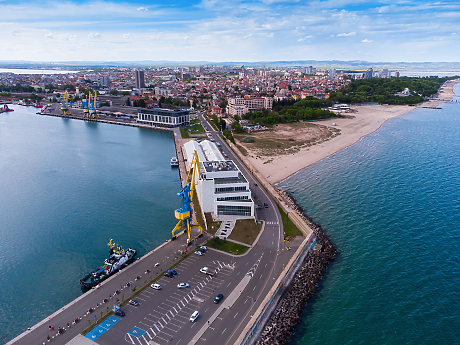 "Пристанище Бургас" ЕАД приключва 2025 г. с печалба след две години на загуби